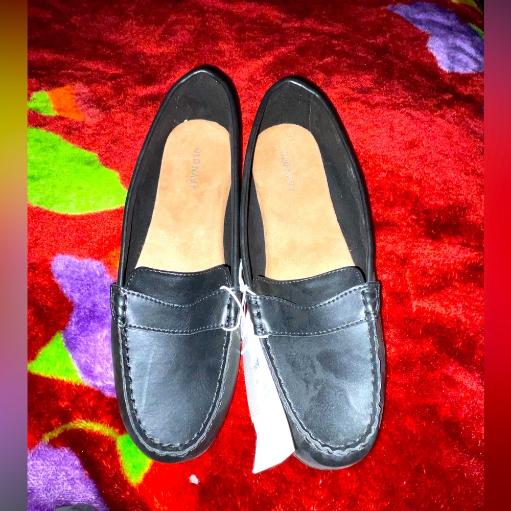 Old Navy size 9 loafers